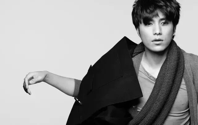 陈坤|2013年陈坤将耳机砸向谢霆锋,后再无同台,当时发生了什么?