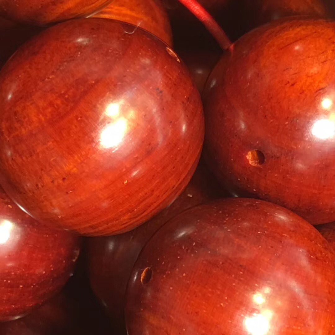 小叶紫檀|你知道小叶紫檀高密度的四大特征吗？