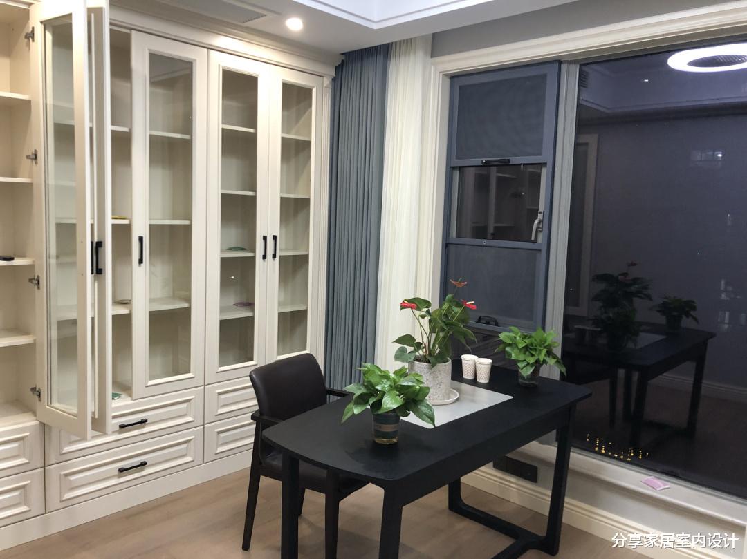 |四房两厅的大房子终于装修完工，打扫干净晾着通风中，很期待入住