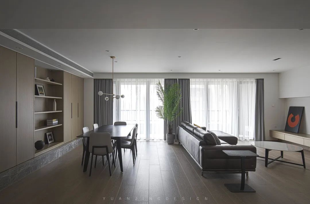 ：200平的大房子，加上开放式的设计，住这样的房子才叫舒服！