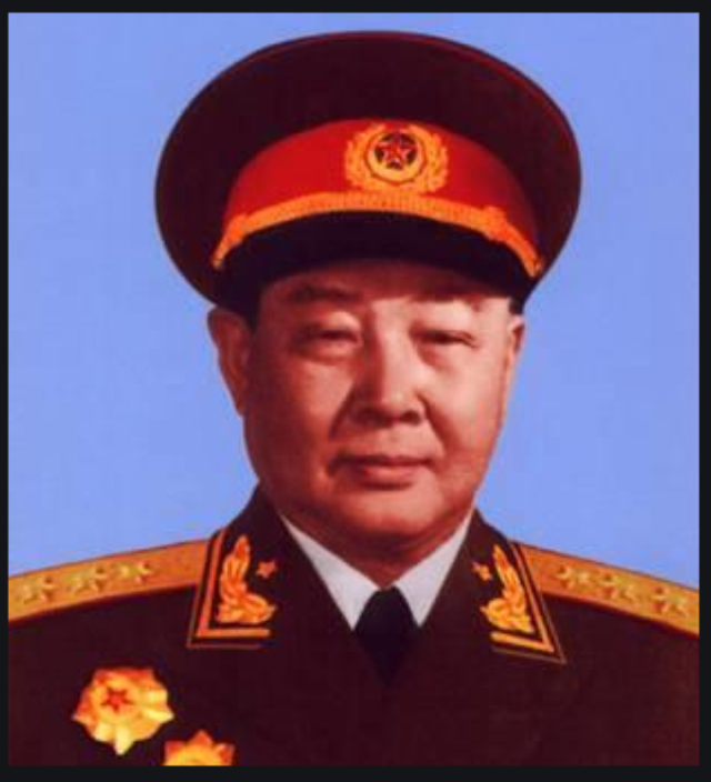 赵尔陆|警卫见首长趴在办公室睡觉，给他盖被子，走进一看立马上报中央