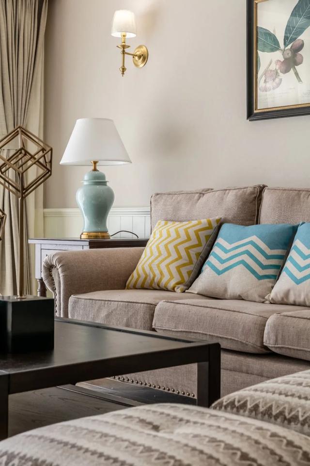 |143㎡现代美式，沉稳空间，布置跳跃色彩家具，稳重而不失活力