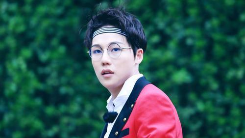 【刘维】姜思达宣传刘维专辑引热议，却不料火了任嘉伦，话痨属性暴露无疑