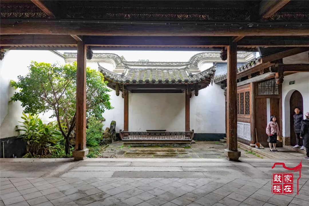 [福州]她出自福州名门！今日之后，再无“公主之音”！