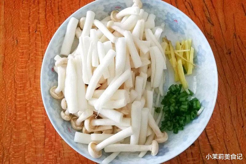 豆腐|入伏后，不吃大鱼大肉也要喝此汤，简单又营养，胜过骨头汤