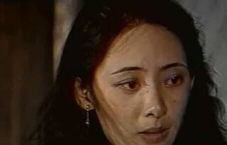 乌龙山剿匪记|34年后《乌龙山剿匪记》演员今昔照,四丫头陈玛雅老得认不出