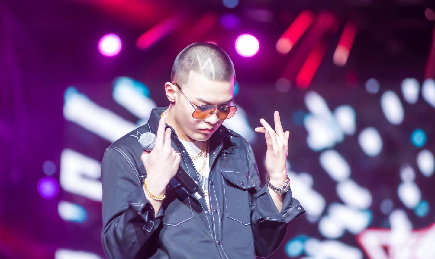 中国新说唱|没有火药味的《中国新说唱》太不嘻哈了，没有beef只有Auto-Tune