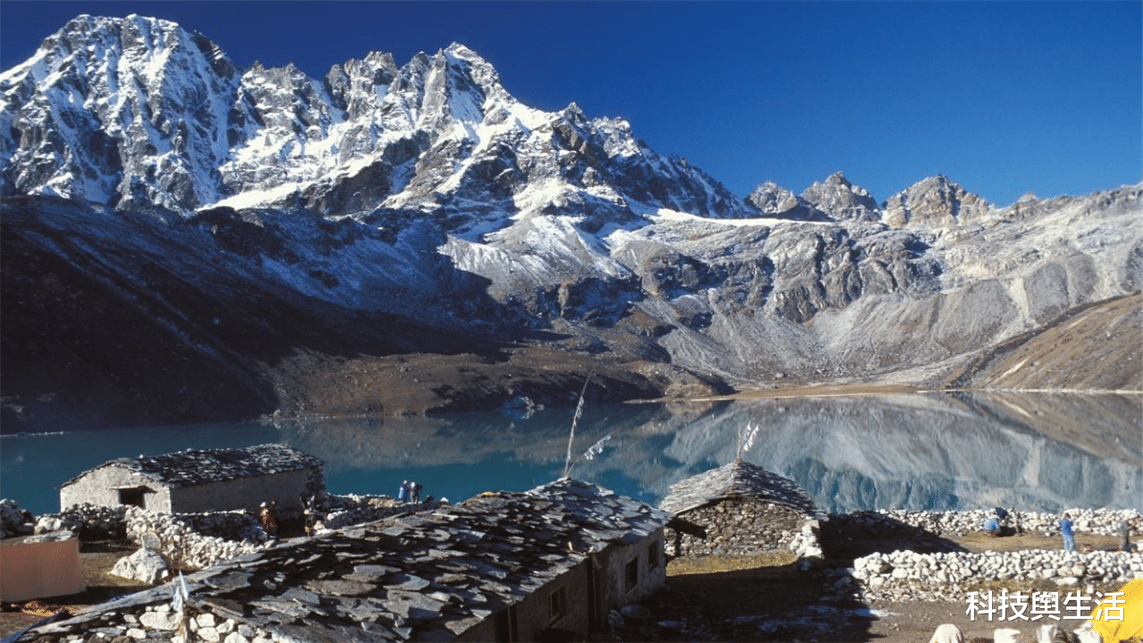 喜马拉雅山|喜马拉雅山未解之谜,科学家发现猫腻,内部是“空心”的!