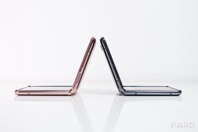 5G|科技圈最时尚的单品，还看三星Galaxy Z Flip 5G