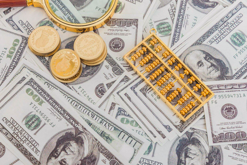 【利息】如果存1000万在银行，光靠利息够生活吗？可以不用去上班吗？