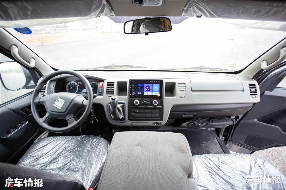 房车:推荐2款老百姓买得起的房车!空间配置都不差,15万全都能搞定