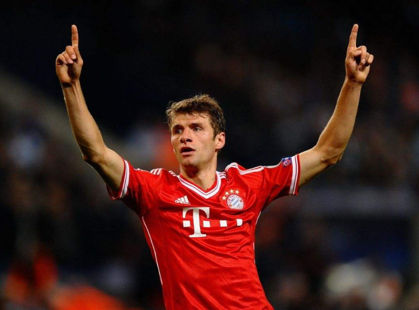 拜仁慕尼黑▲顺利取得双冠王,本赛季的拜仁,不浪费8000万会更强