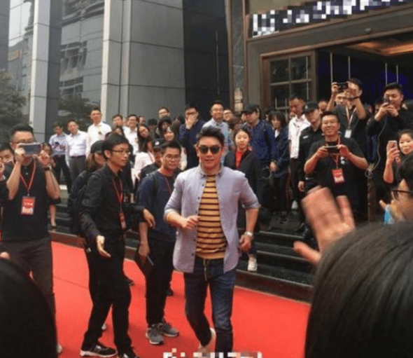 跑步|郑恺回应剧照P图过度,人狠话不多甩出原图,网友:求分享减肥教程