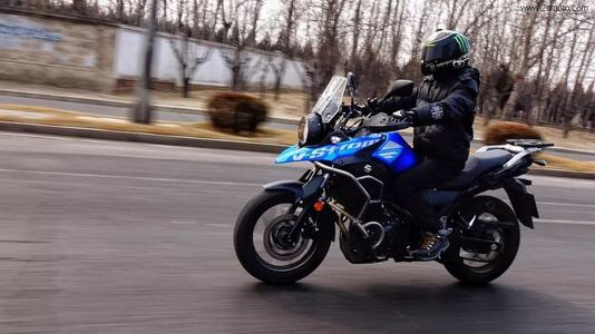 摩旅|十万公里都骑不坏,穿藏神器,专为摩旅爱好者提供的小排量铃木DL250