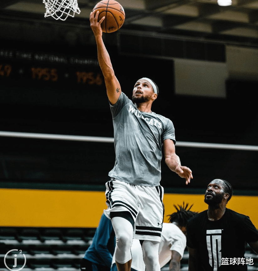 朱·霍勒迪|一夜八消息！独行侠要冲冠，威少也可交易，太阳抢保罗，库里来了