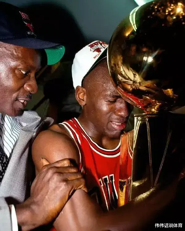 「迈克尔·乔丹」《最后一舞》——不畏艰险，在人性中自我的角逐！