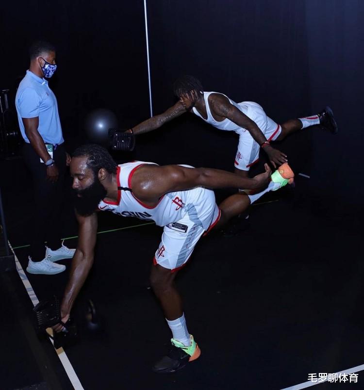 勒布朗·詹姆斯|湖人3核不约而同揭秘输球重点,詹皇被打服,火箭赛后举动更可怕