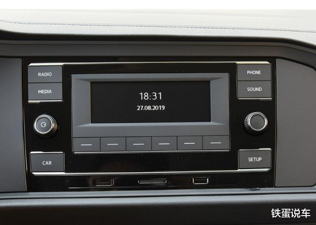 『大众速腾』新一代速腾,紧凑型中的B级车,9.89万配前后独立悬,油耗5.7升