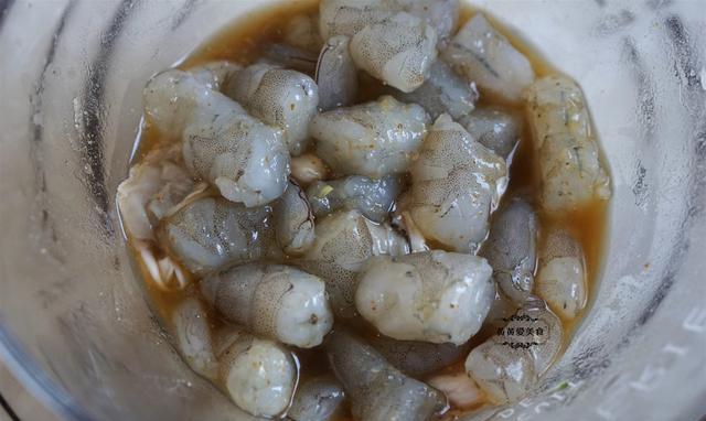 饺子|它是秋天第一鲜，天冷了一买就是20斤，包饺子皮薄大馅，滋味足！