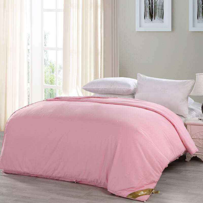 『』夫妻卧室万万不要用这几种被子，有钱人都会住穷，后悔入住才察觉