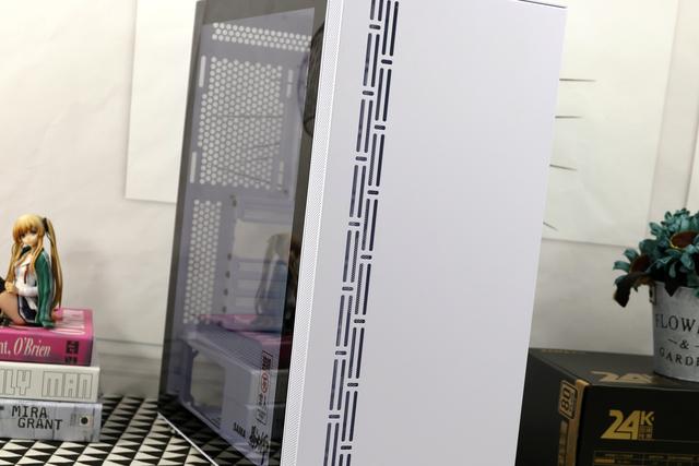 固态硬盘|随心配简单装,先马易大师上手开箱体验