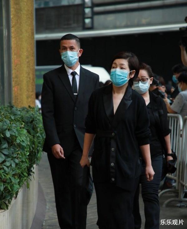 赌王|何猷光何超英的女儿，赌王亲孙女没出现在灵堂，背后原因并不简单