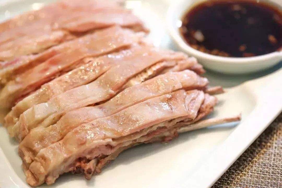 「白切鸡」中国34省区市最出名的一道美食，你的家乡菜上榜了吗？
