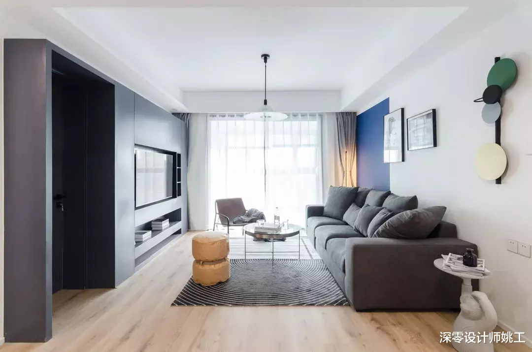 |清楚了吧，没有线条的美学装饰，你家砸再多钱都高级不起来