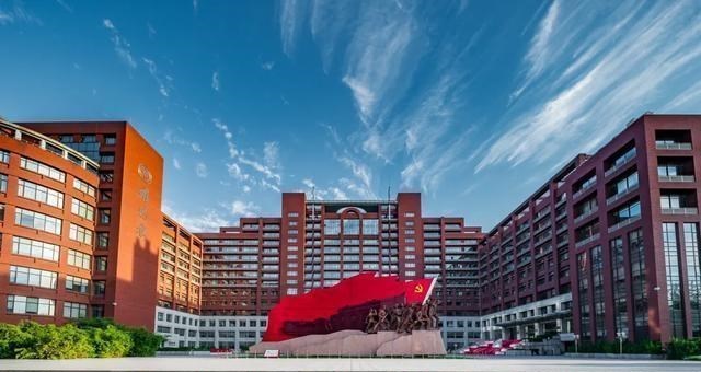 录取分数线|985高校，中国人民大学2020年本科录取分数线发布，最高分数线698