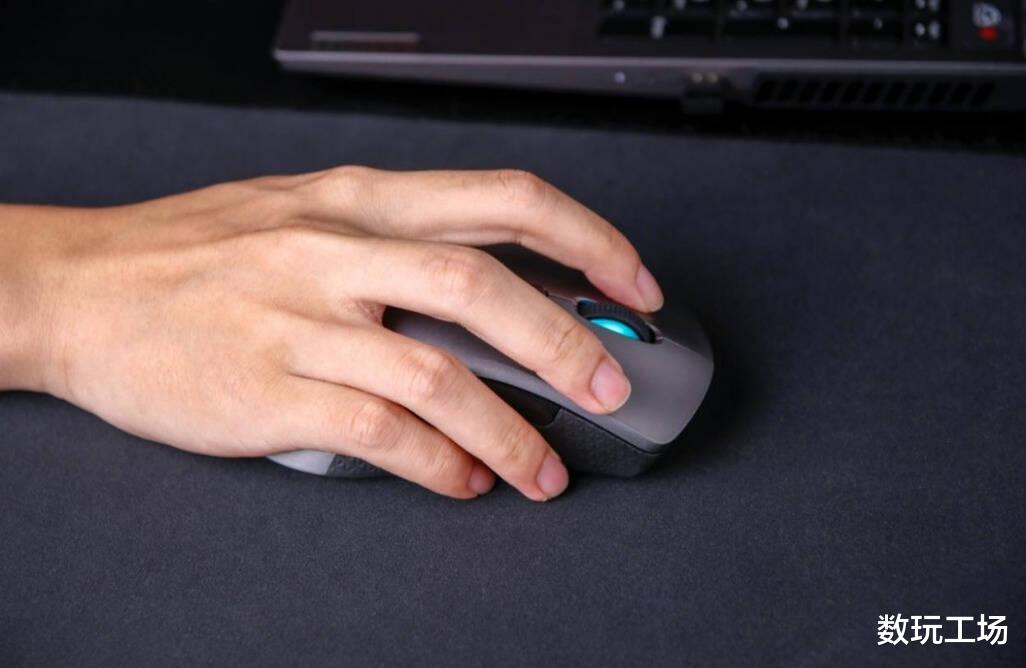 鼠标|又是一款闭着眼睛买的鼠标，拯救者M600上手体验