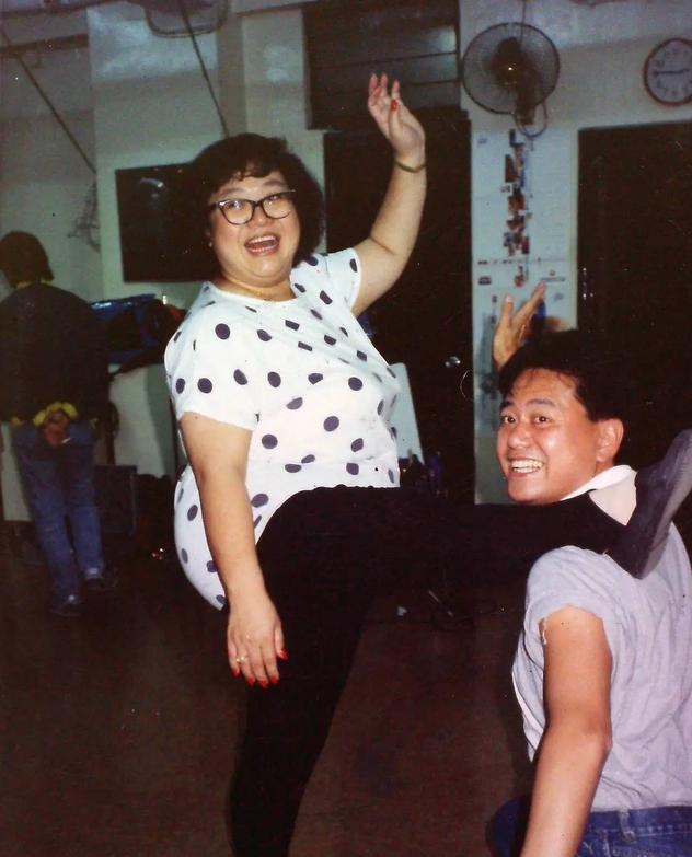 「陈百祥」陈百祥：一个敢到中东跟海盗做生意的男人，真实经历比电影都精彩