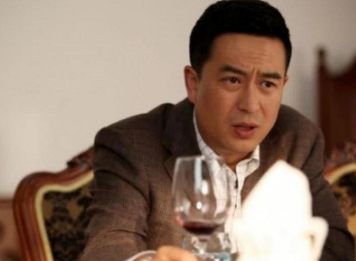 潘虹■张嘉译捧红四个“女儿”，如今前三红成一线，最后一位剧红人不红