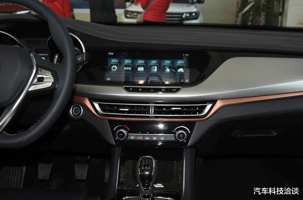 「本田飞度」长安推出两厢家跑，大进气格栅高颜值，比飞度要帅气十倍