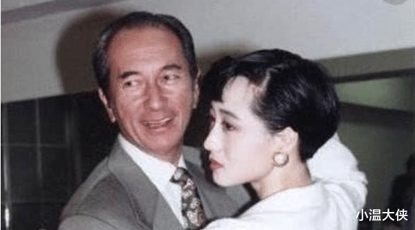 「黎婉华」赌王何鸿燊去世!母瘫哥死姐发疯,黎婉华唯一命脉分不了一杯羹?