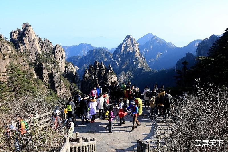 ：五一长假，南北两座名山的首场答卷