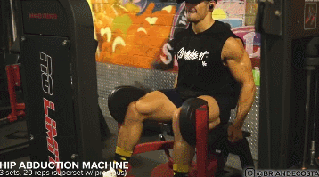 抖音|抖音“过肩抱”挑战火了！这场面谁顶得住啊！