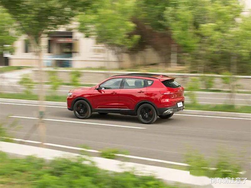 『哈弗H6』哈弗H6油耗偏高，凭什么成为“销量王”？车主：买一辆就懂了！