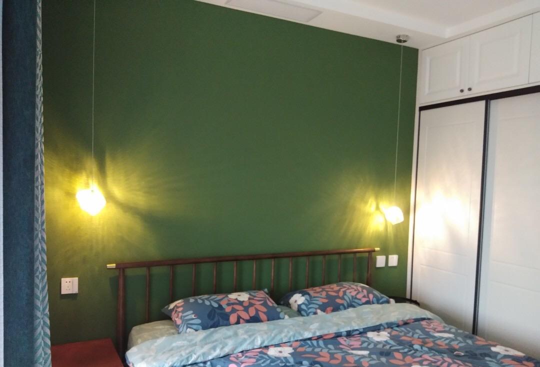 |终于乔迁新房，特别开心，做了嵌入式的鞋柜很实用，一家人都满意