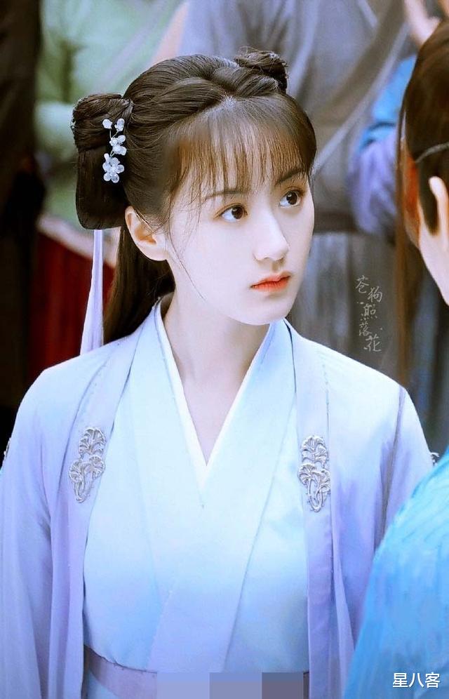 琉璃美人煞|《琉璃美人煞》女主精修海报颜值和剧里实际颜值差别有点大