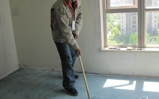 地面铺设前，务必把地面这4项问题检查好，一点不符合都别铺