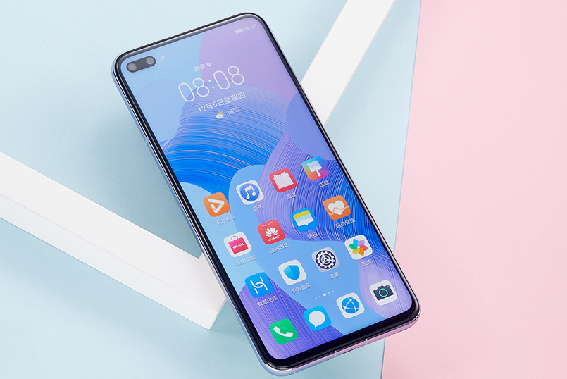 华为@华为最强“跳水机”，麒麟990＋40W＋1799元，网友：终于等到了