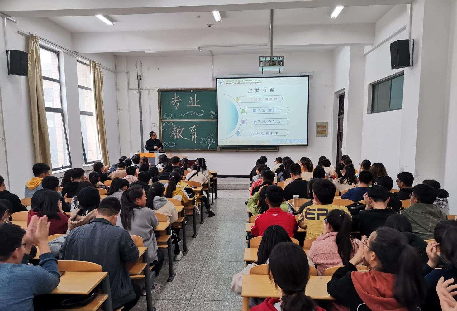 『数学』数学不好的学生,尽量避开这些大学专业,否则学霸变“学渣”