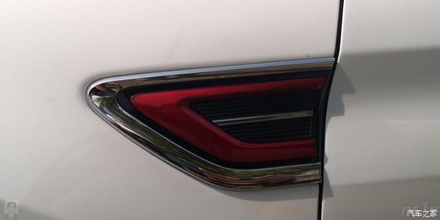 「红旗hs5」最美国产轿跑红旗HS5, 慢慢科技豪华感!