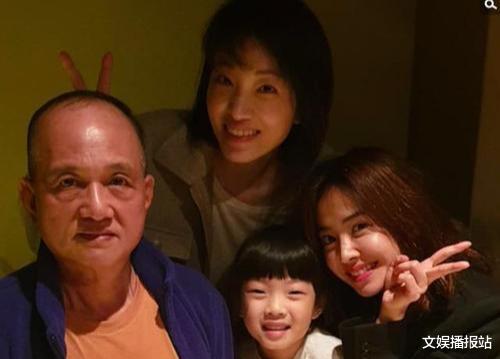 「蔡依林」蔡依林父母确认离婚!6旬老父娶泰国娇妻5年生俩,混血儿子罕曝光