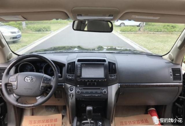 #丰田#丰田“兰德酷路泽”暗影王到店，黑色运动包围武装，战斗力爆表！