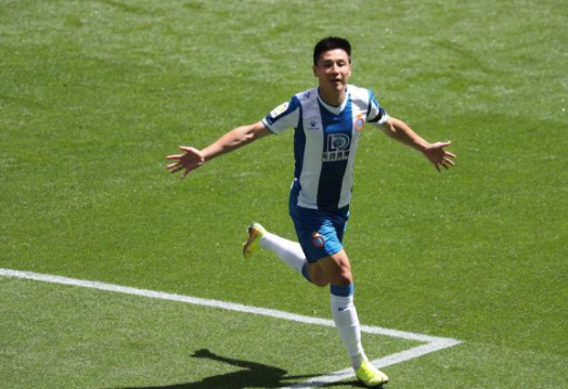 「武磊」武磊5秒镜头能研究1天！2个细节看出涨球：换挡式反越位，绝了