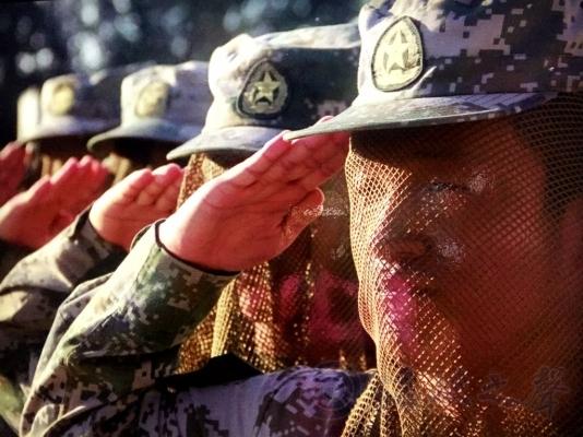 【新疆维吾尔自治区】中国最凶险的边防区，士兵睡觉都可能丢命，必须时刻全副武装