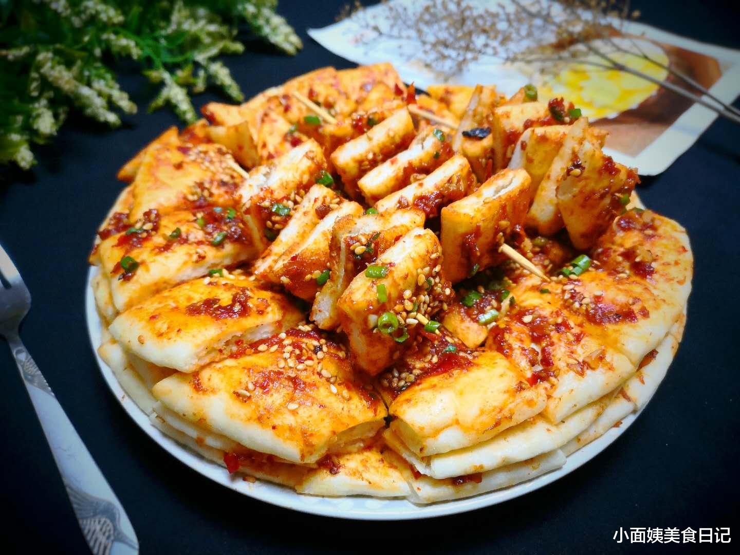 酱香饼|孩子最近迷上这早餐饼,连吃7天都不腻,比披萨简单还好吃