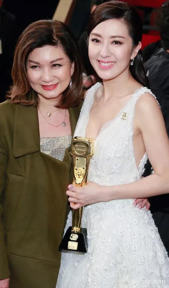 胡定欣|新剧延迟拍摄，TVB视后遭冷遇3年地位不稳，放低身价蹭高海宁流量