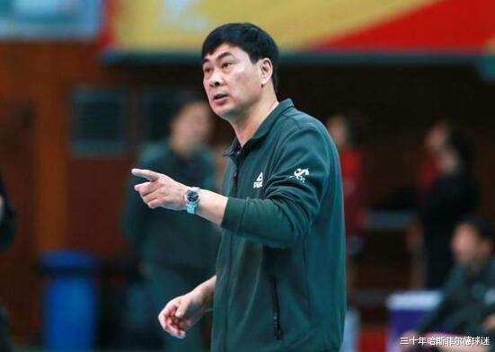 『天津女排』陈友泉离开天津女排原因揭晓！辞职后球迷第二次发声，说出了真话